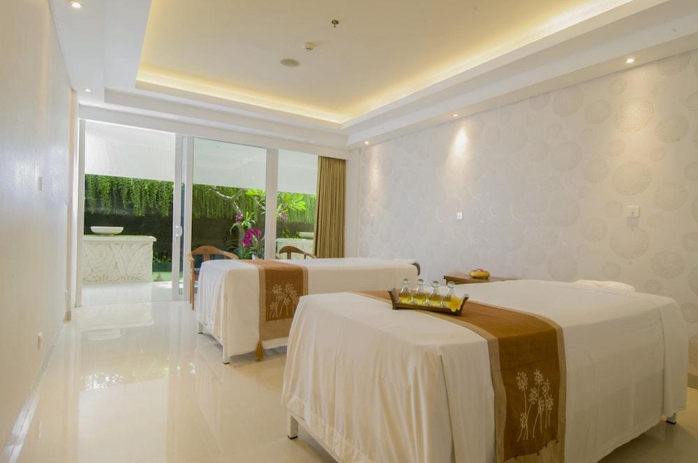 Sulis Beach Hotel & Spa Кута Екстериор снимка